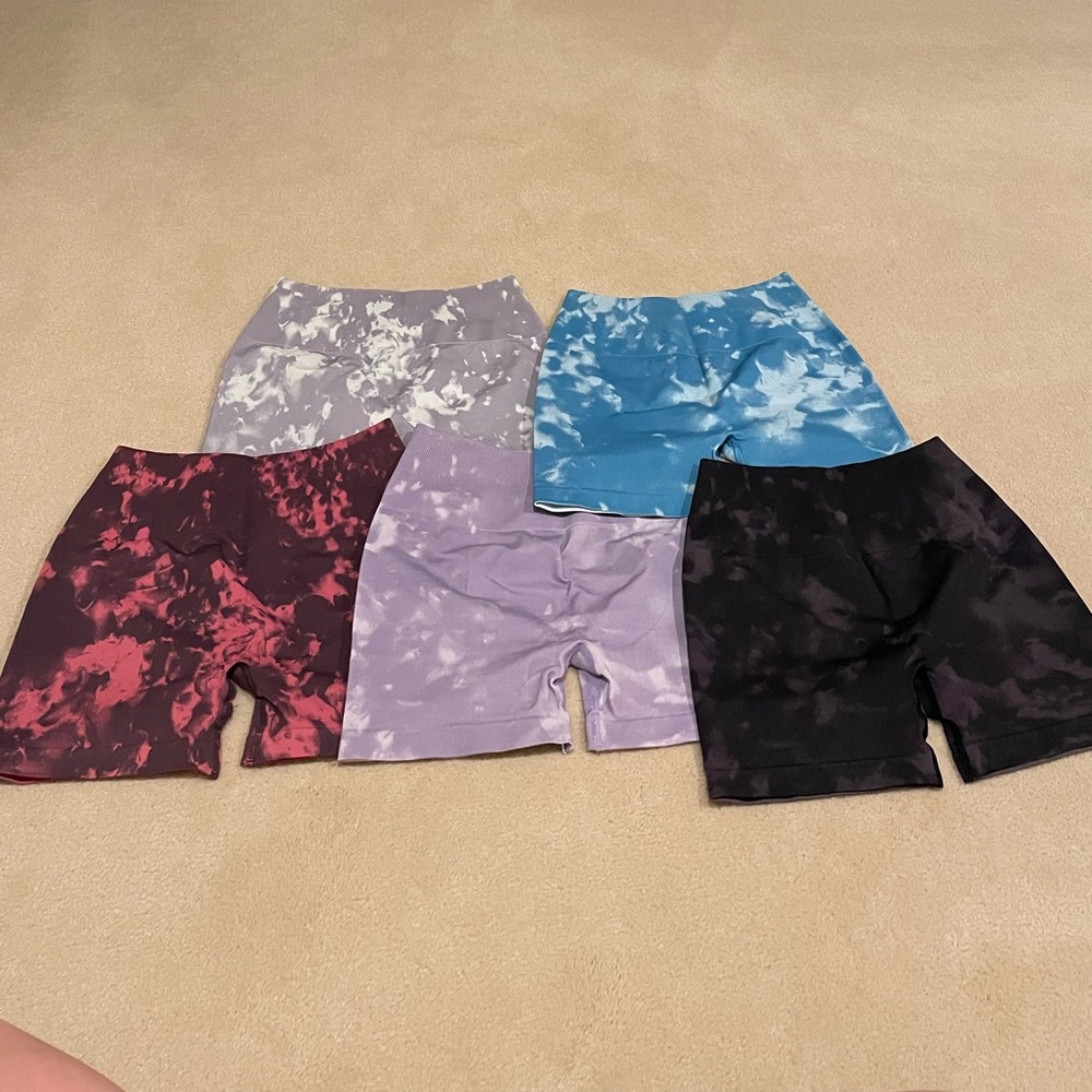 Yeoreo Marble Scrunch Shorts Bundle